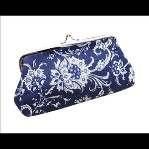 Navy Clutch